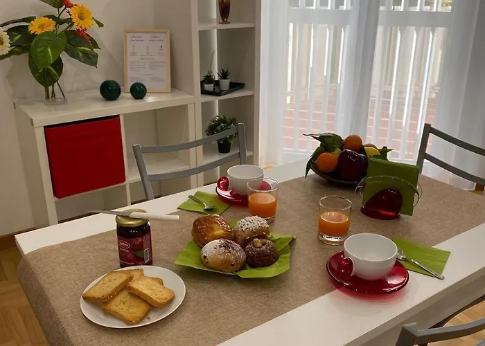 Vmv Apartment Rom